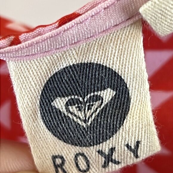 ROXY Red & Pale Pink Open Back Dress - Size Small - Picture 7 of 14